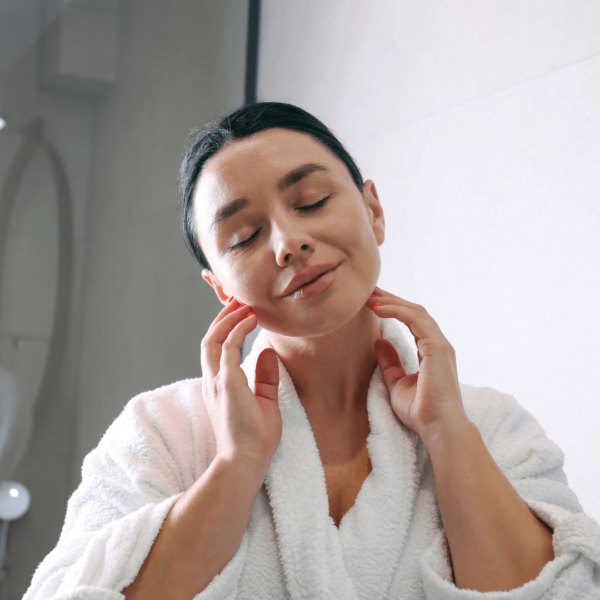 APLB – Retinol Vitamin C Vitamin E Facial Toner – Image 3