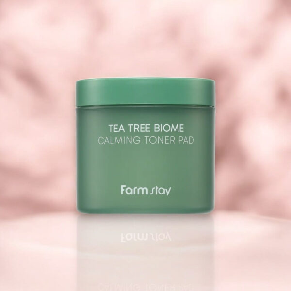 Farmstay Tea Tree Biome Calming Toner Pad 140ml, disques tonifiants infusés à l'extrait de théier, pour apaiser, hydrater et purifier la peau tout en réduisant les irritations.